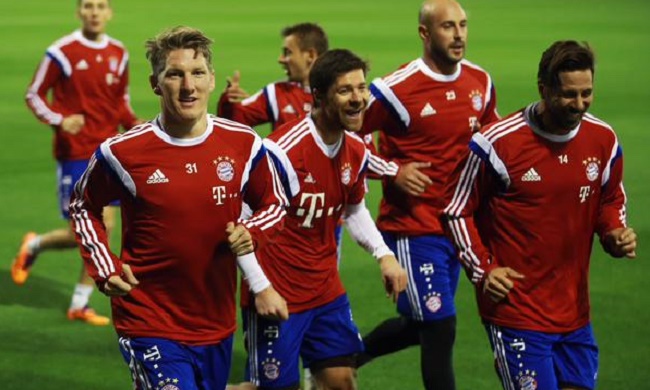 样牵动着球 样牵动着球